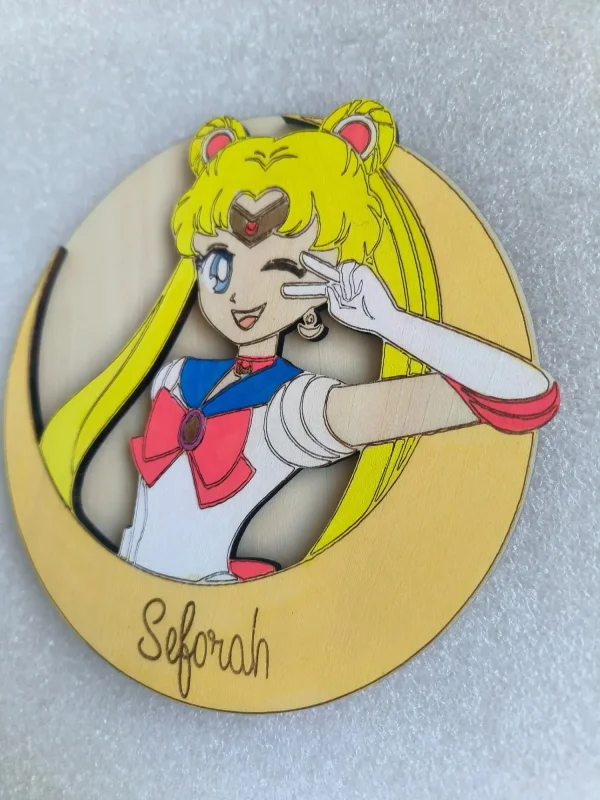 Décoration murale Sailor Moon en bois